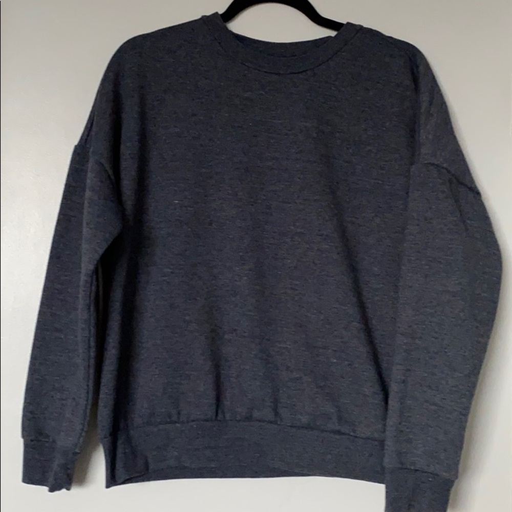 Sweaters - Picture 3 of 4